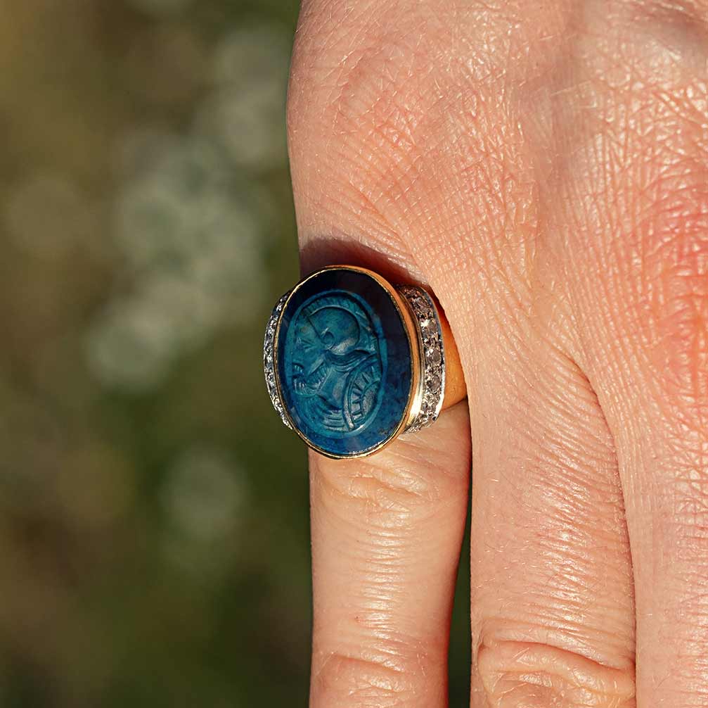 Sodalite Cameo Gold Ring