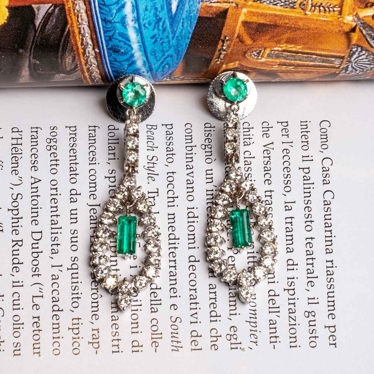 Pendant earrings with emeralds and diamonds