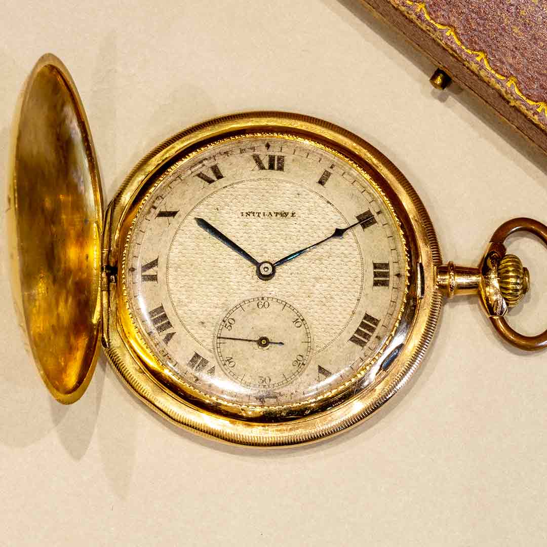 Gold Pocket Watch Signed “Initiative” – Lever Escapement with Breguet Hairspring, Early 20th Century