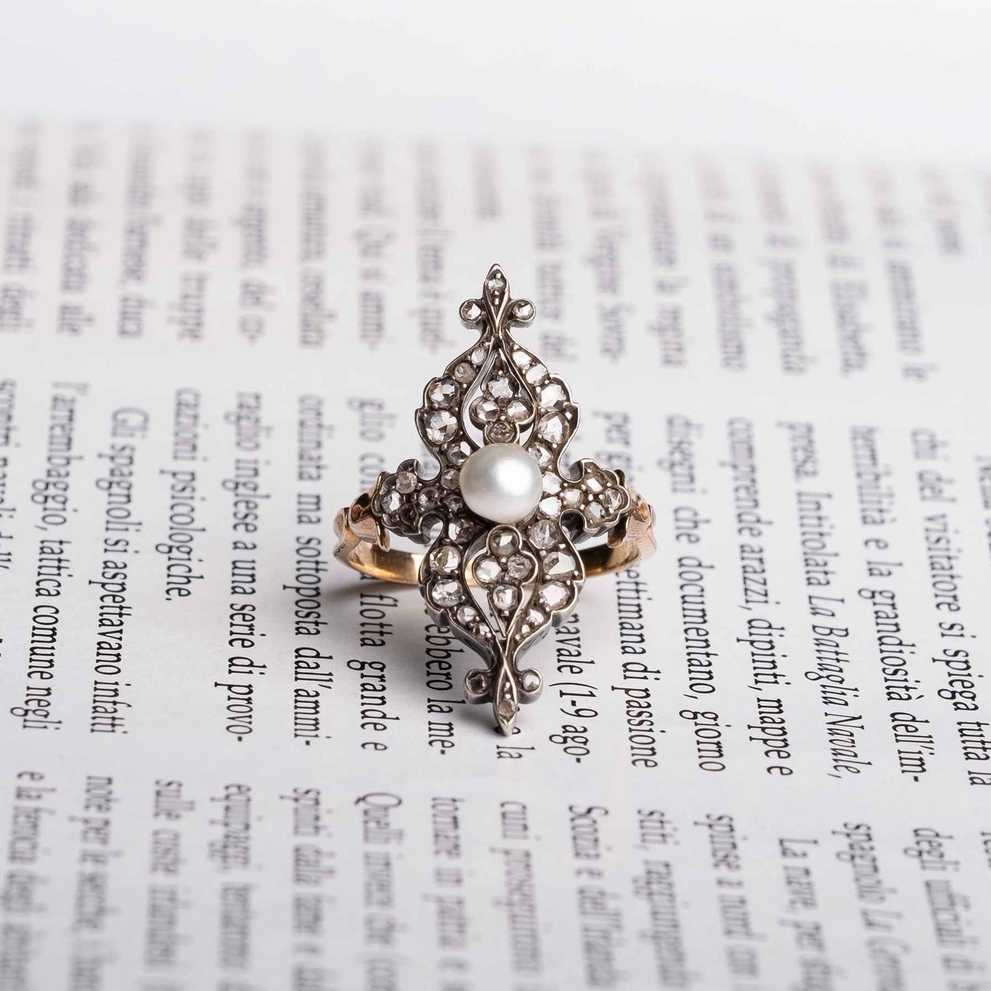 Anello Perla e Diamanti Primi 1800