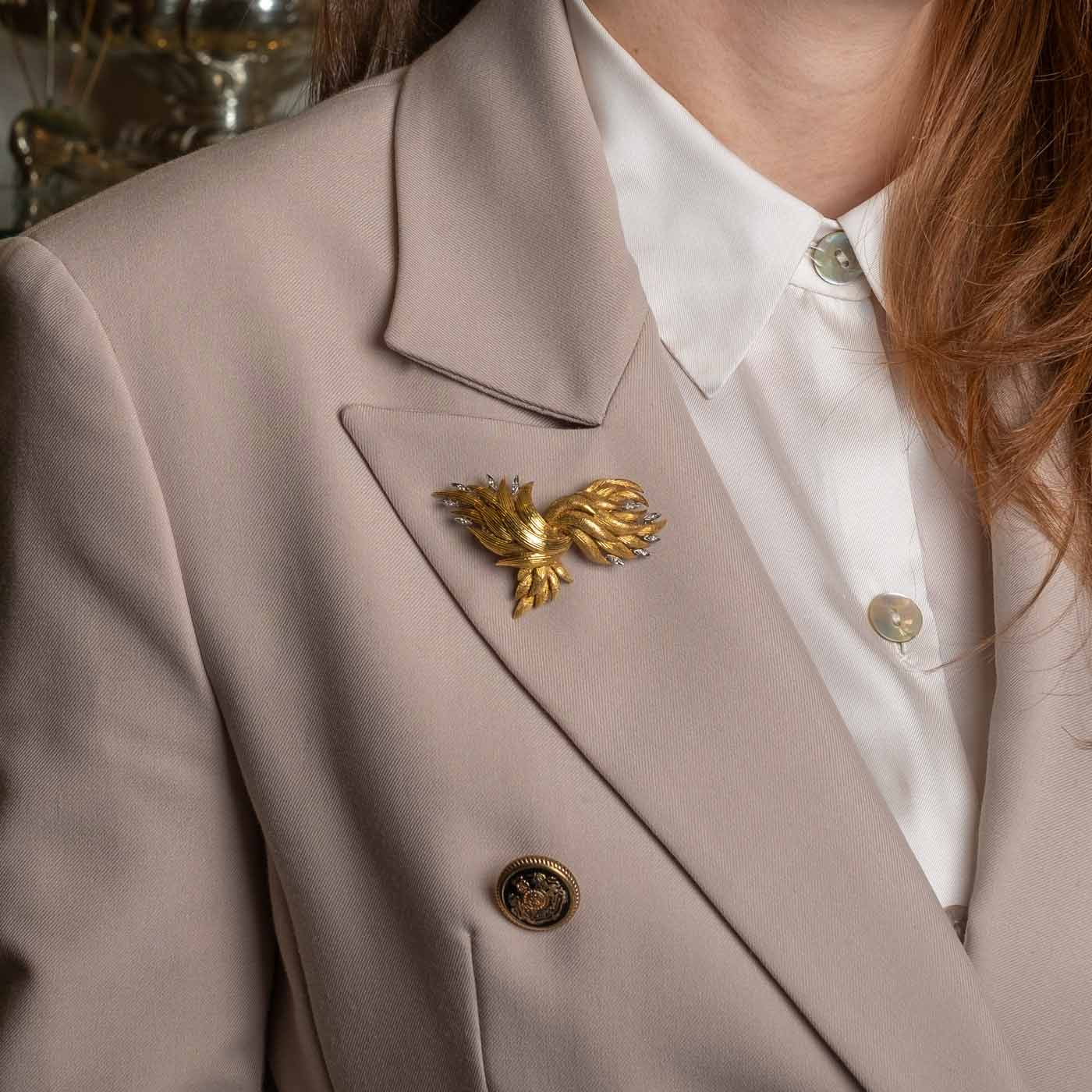 1960s gold brooch