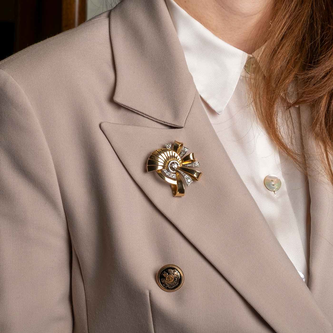 1940s period brooch in gold, platinum and diamonds