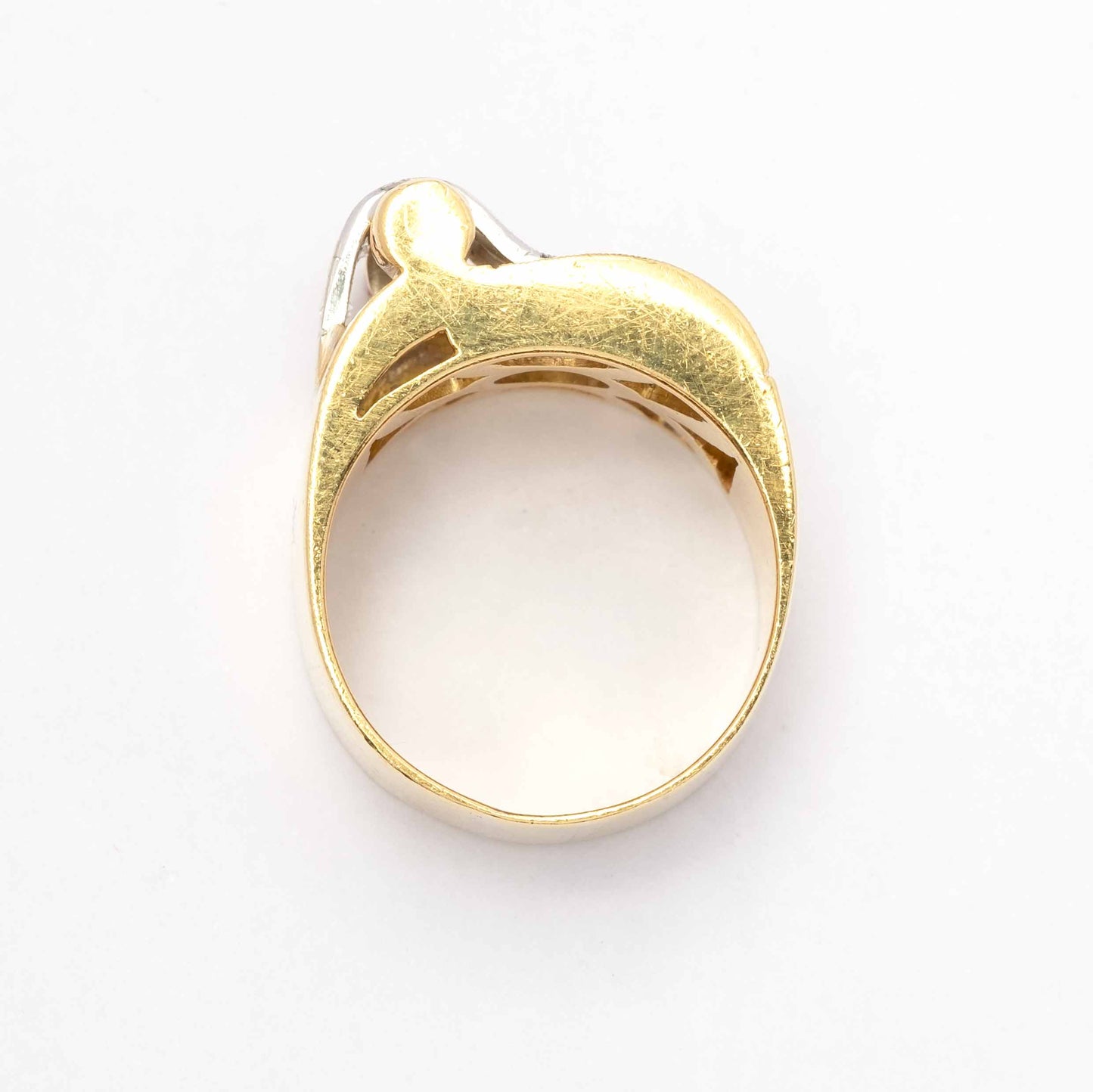 1940s cocktail ring with diamonds and rubies