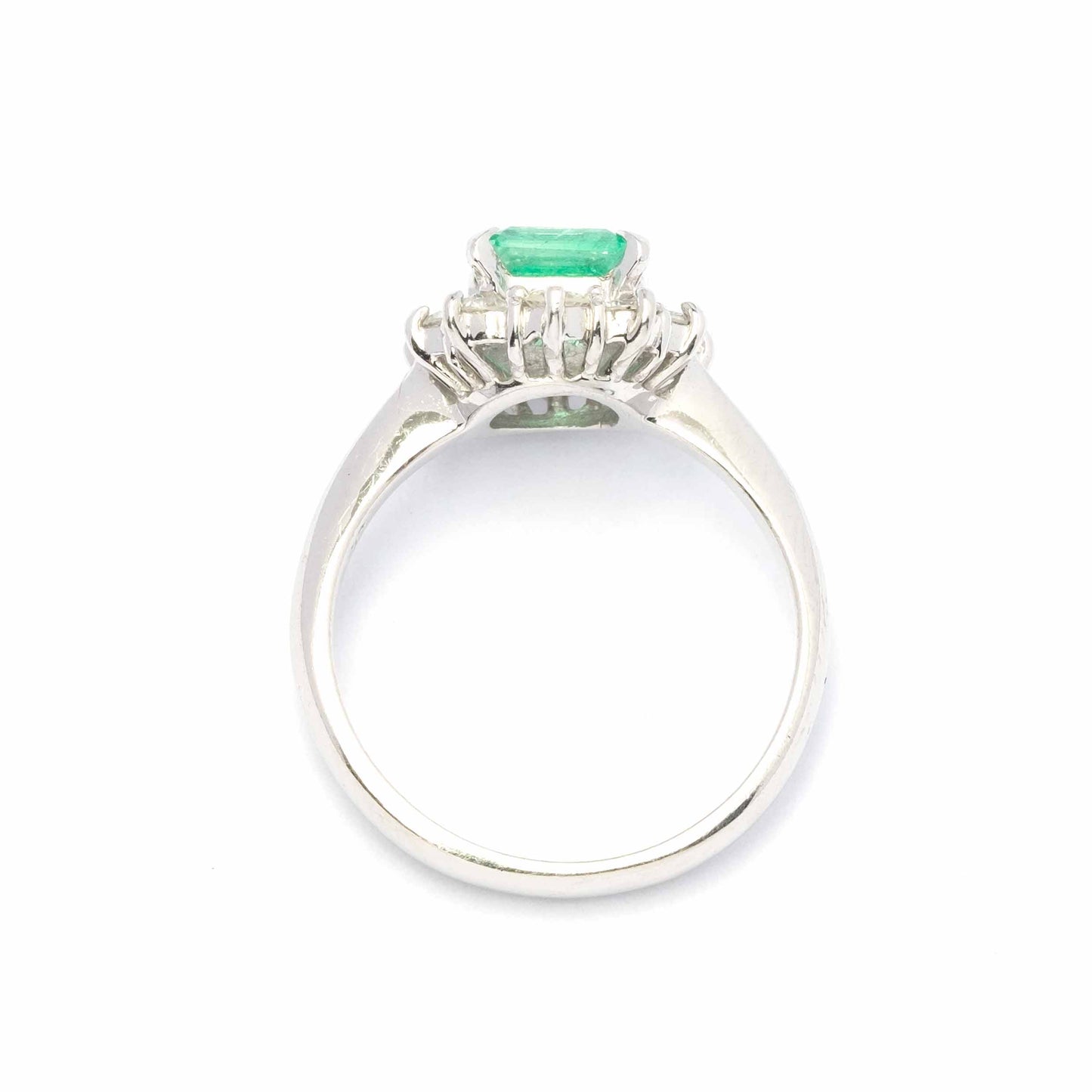 Vintage emerald and diamonds ring