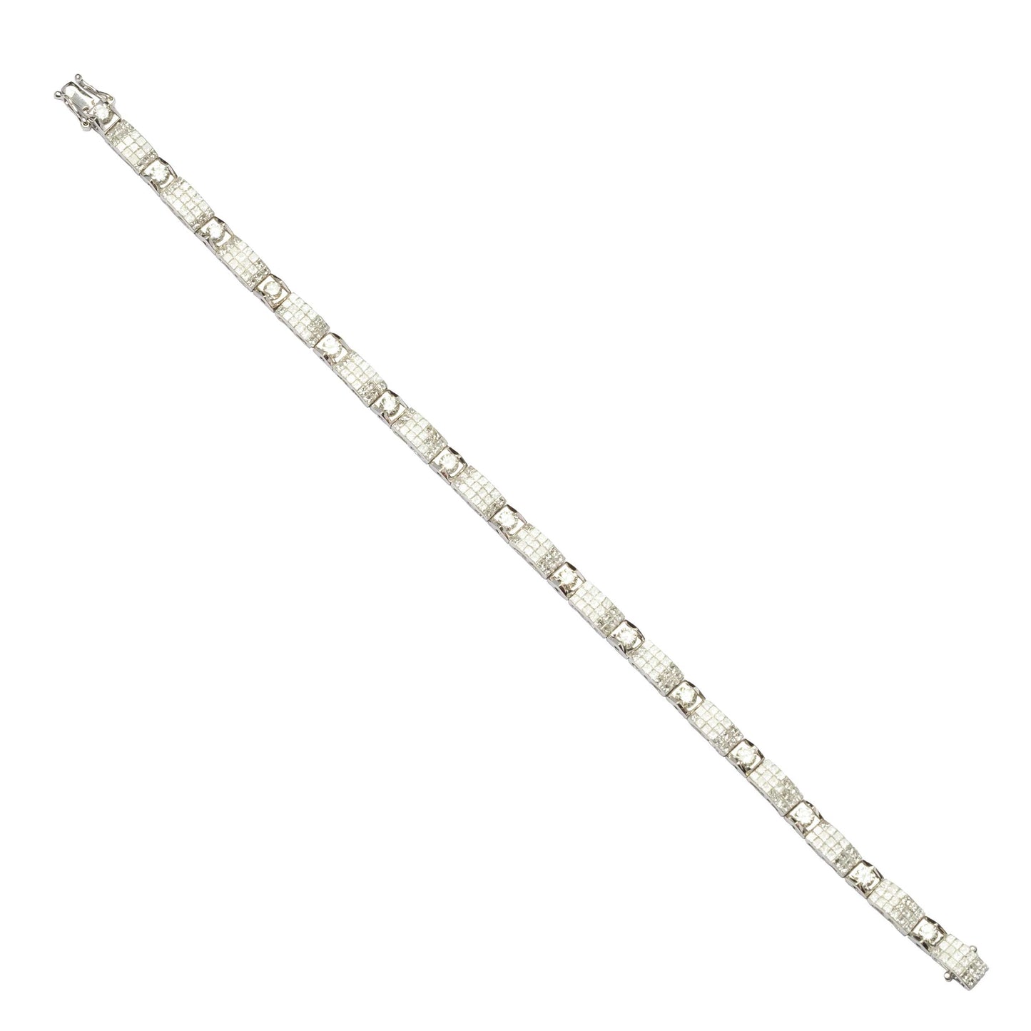 White gold bracelet invisible set diamonds