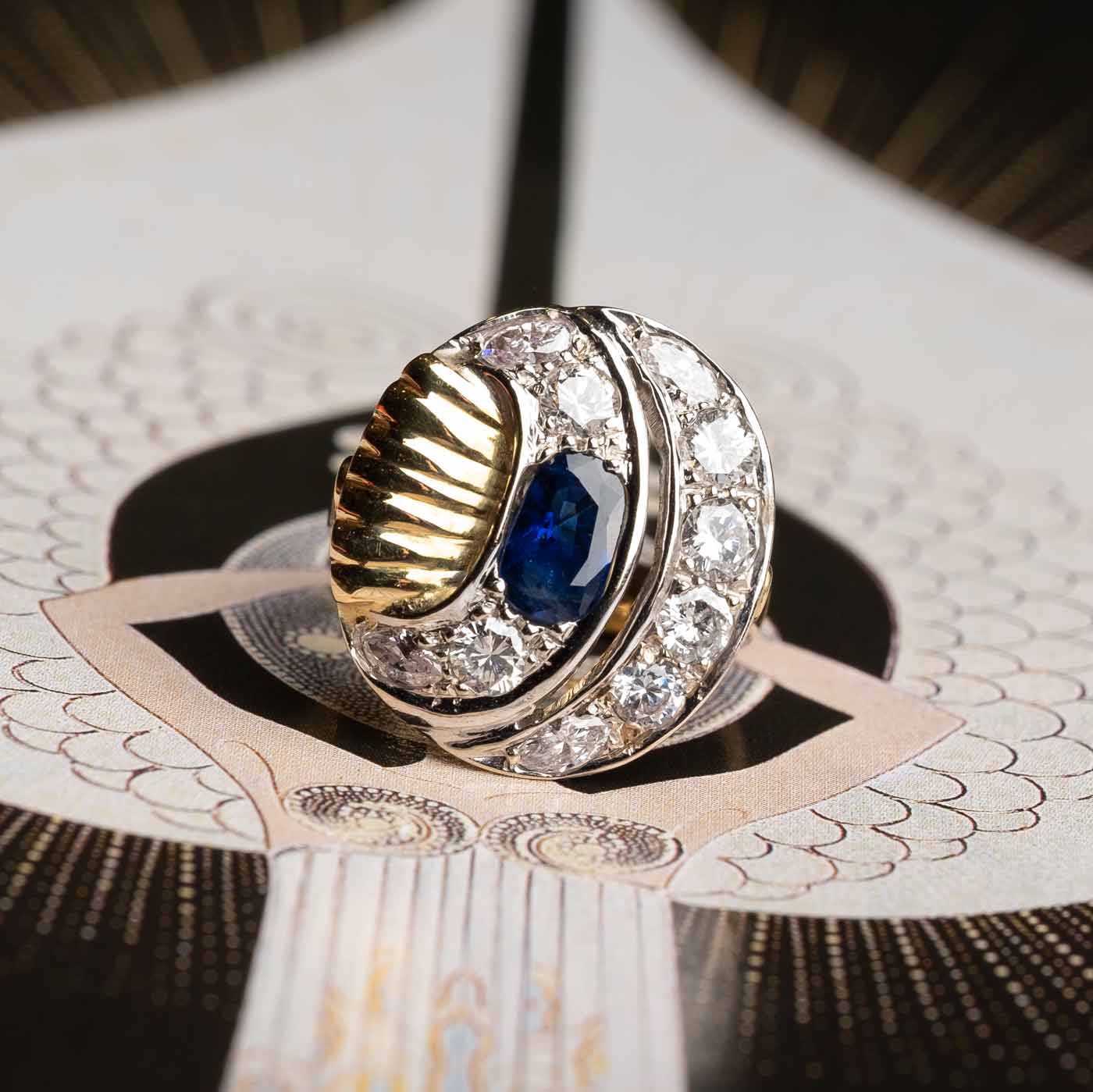 Sapphire and diamonds 1950s cocktail ring