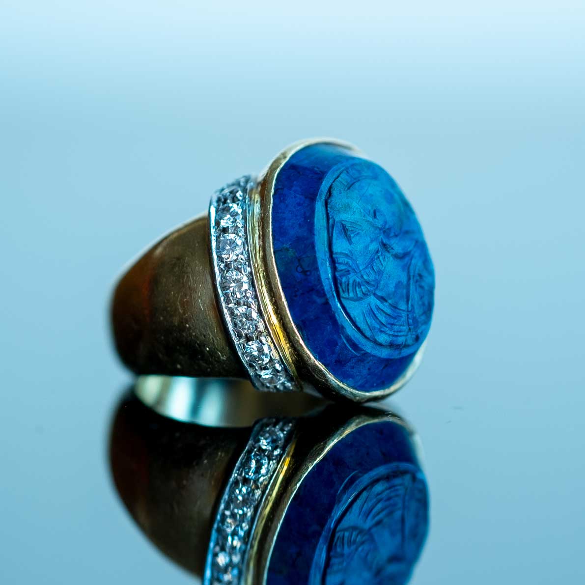 Sodalite Cameo Gold Ring