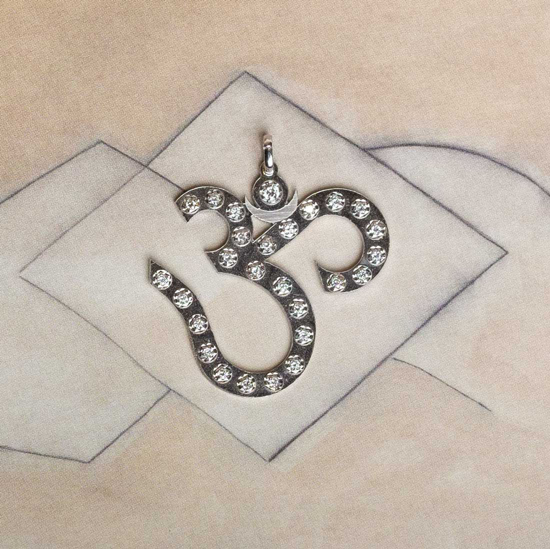 Hindu symbol pendant in gold and diamonds