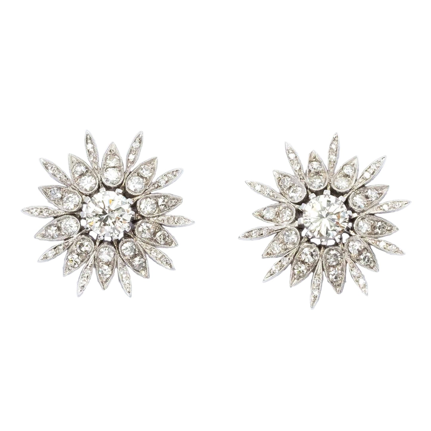 Important Vintage 1960s/70s Earrings in 18ct White Gold with Diamonds