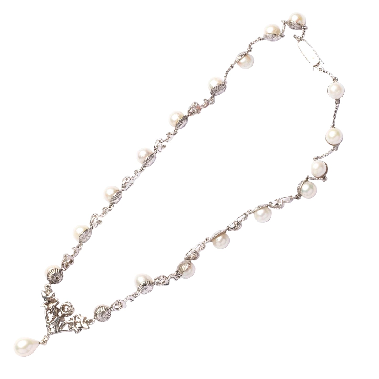 1940s Vintage 18ct White Gold Necklace with Japanese Cultured Pearls and Diamond
