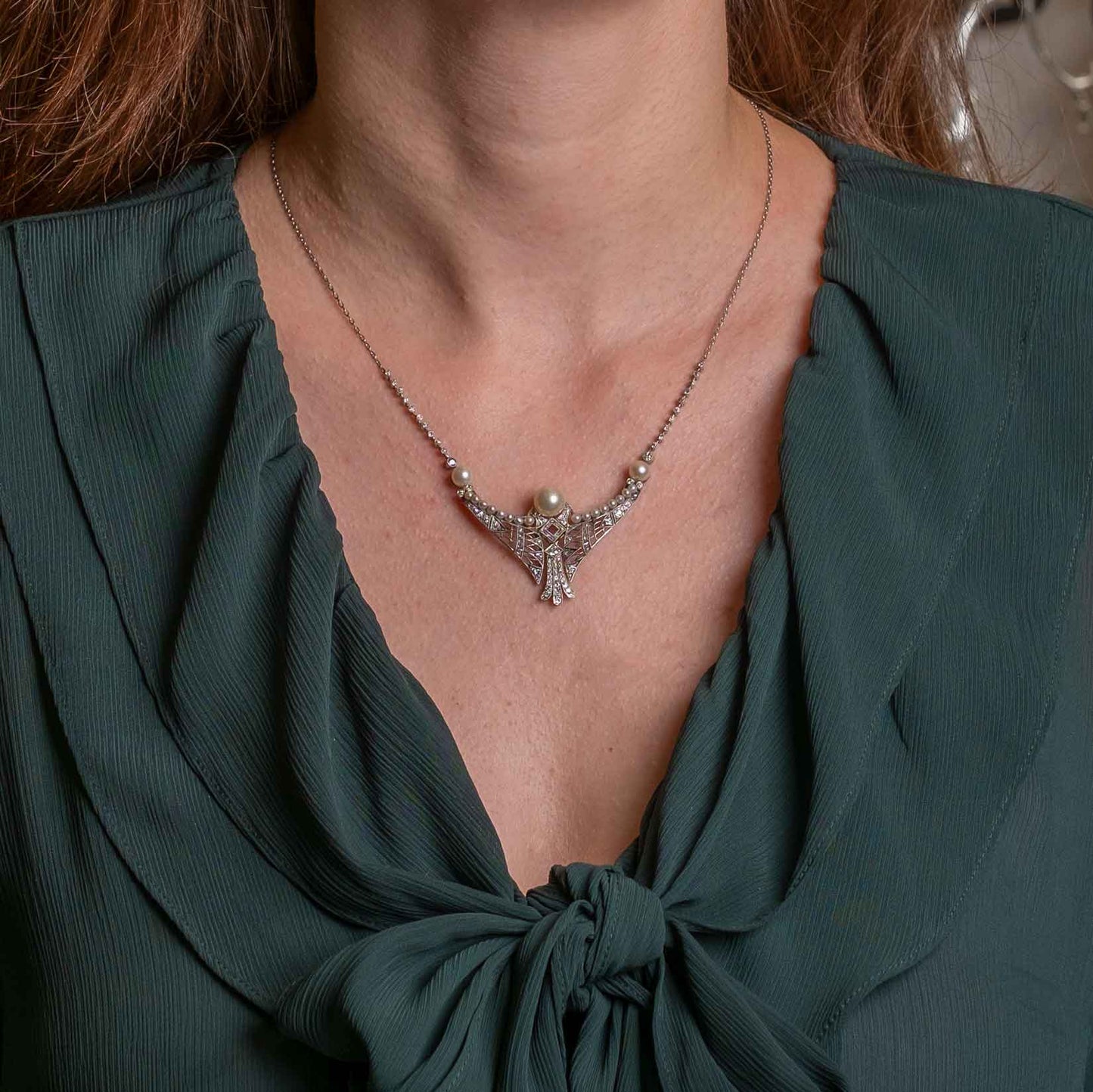 1930s Art Deco Gold and Platinum Necklace with Diamonds and Cultured Pearls