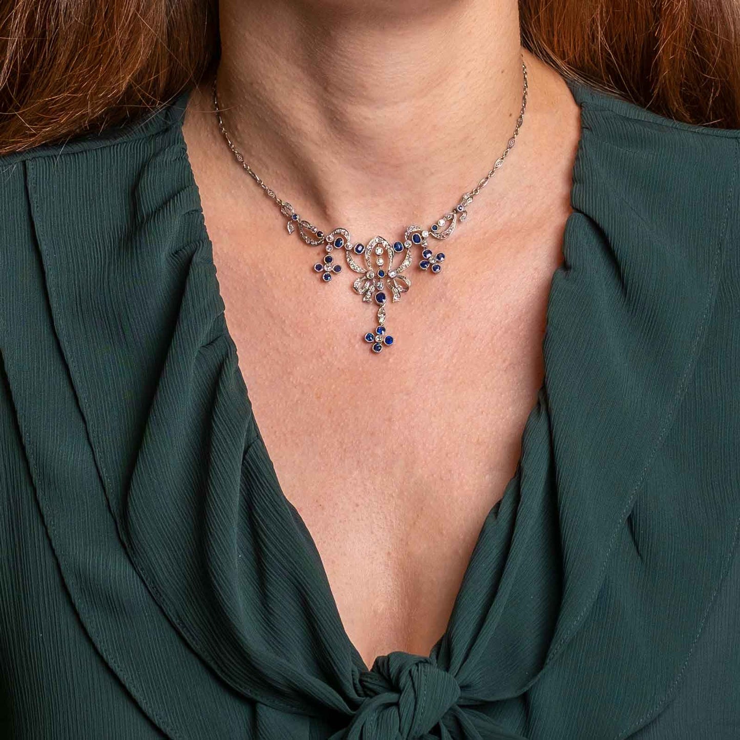 1950s Platinum Necklace with Old-Cut Diamonds and Natural Sapphires