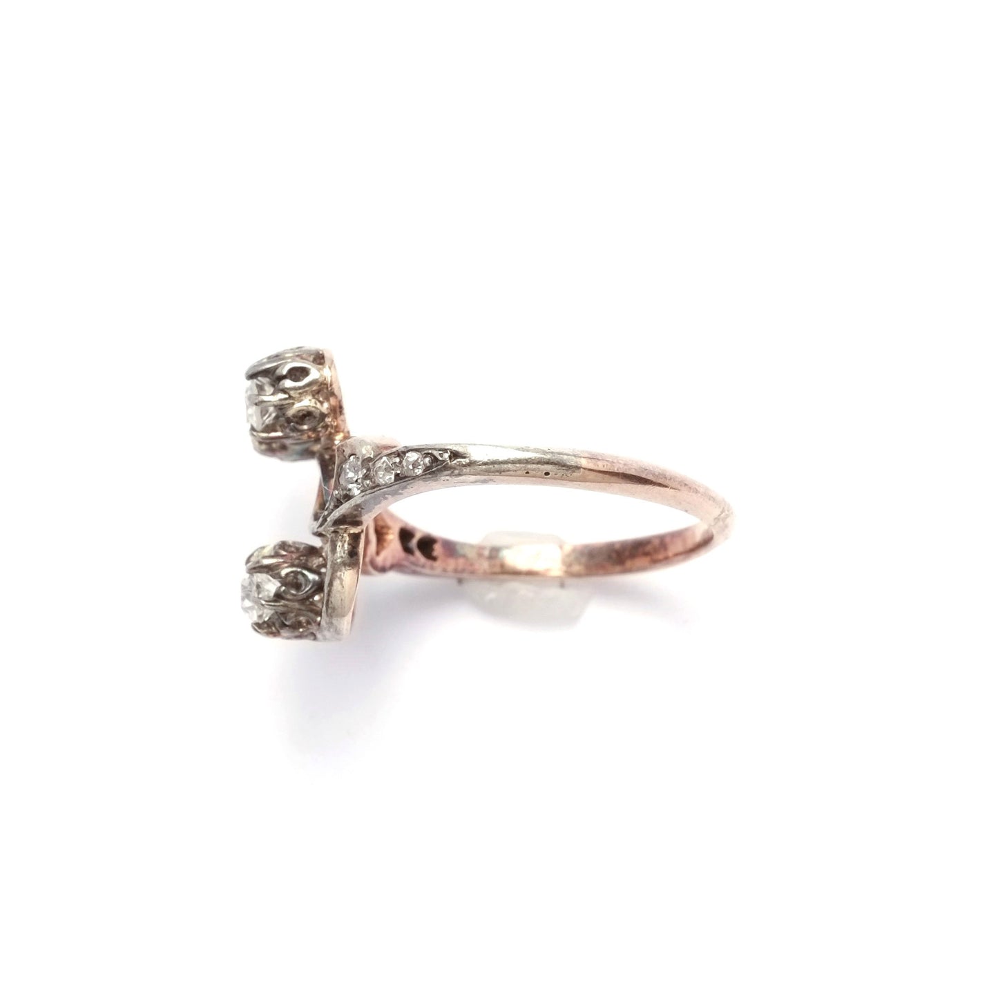Art Nouveau 3 Diamond Ring