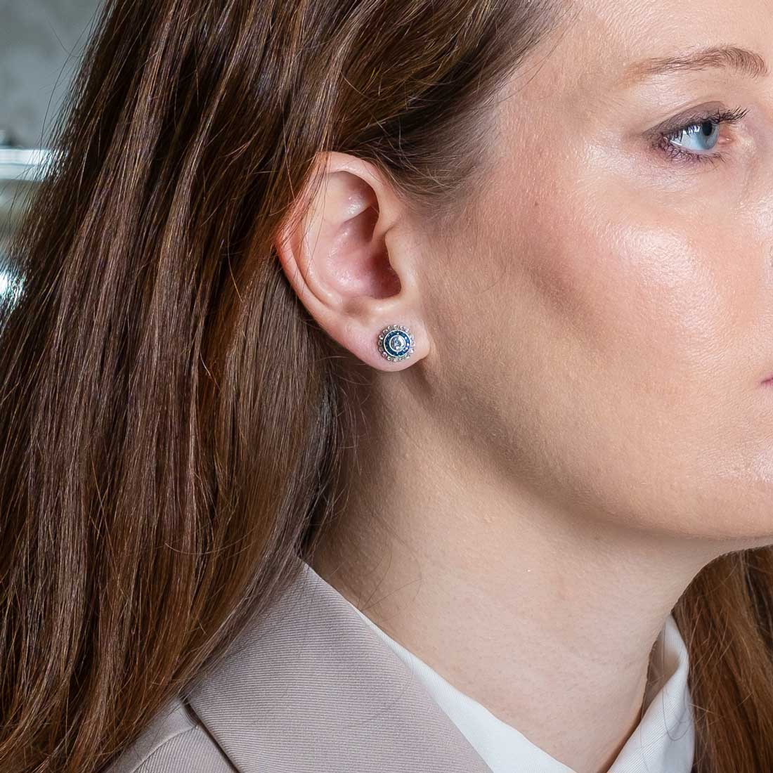 Diamond and sapphires platinum stud earrings