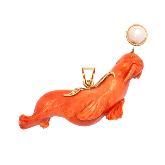 Handmade Coral Sculpture Pendant with Diamonds and Pearl – 18ct Gold, Vintage 1960s–1970s