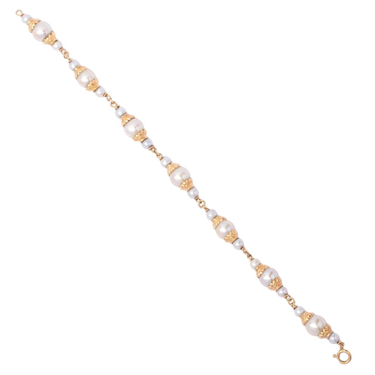 Finely Crafted Vintage 18ct Gold Bracelet with Cultured Pearls