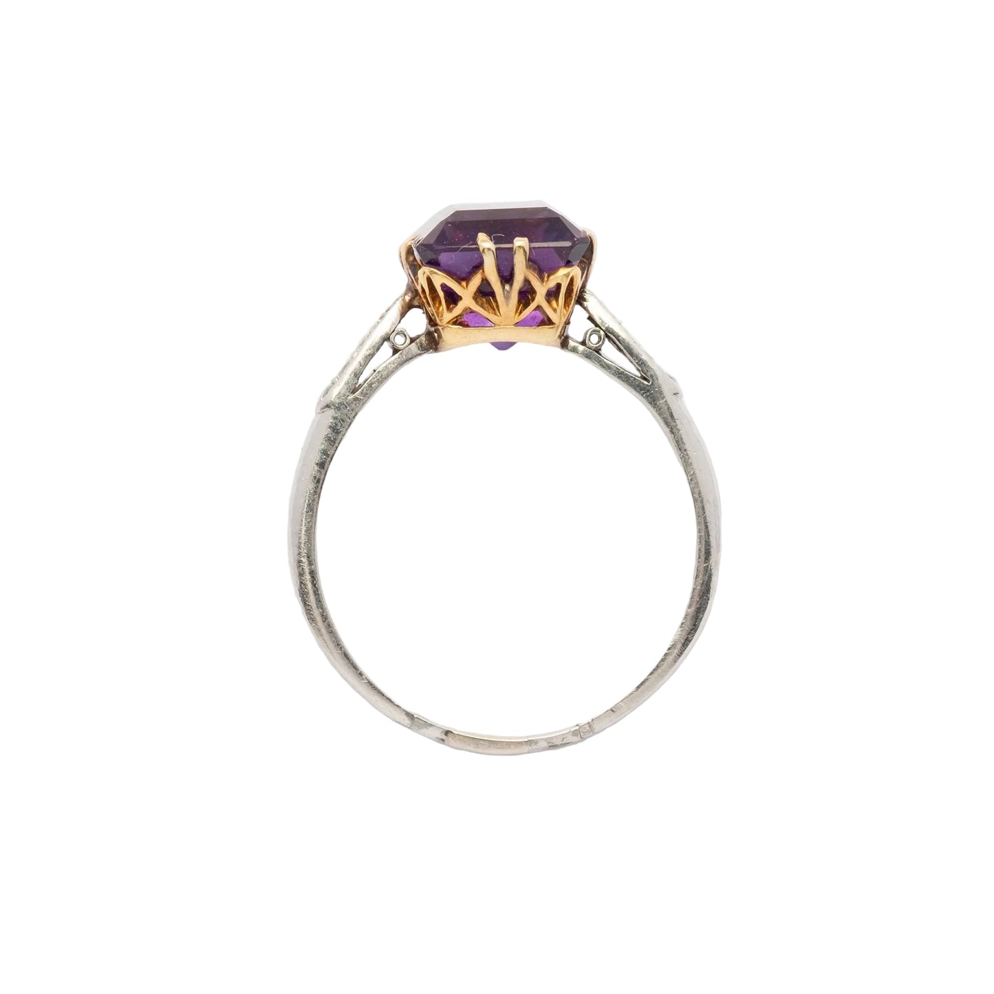 Anello Antico Fine ’800 / Primi ’900 in Oro e Platino con Ametista e Diamanti