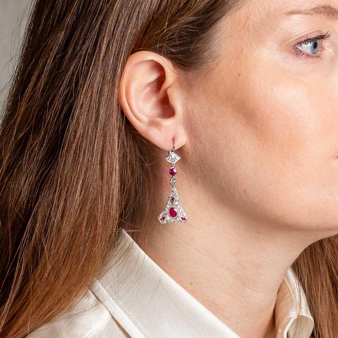 Important Art Deco Platinum and 18ct Gold Earrings with Burmese Rubies and Diamonds